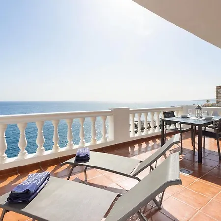 Daire Over The Ocean