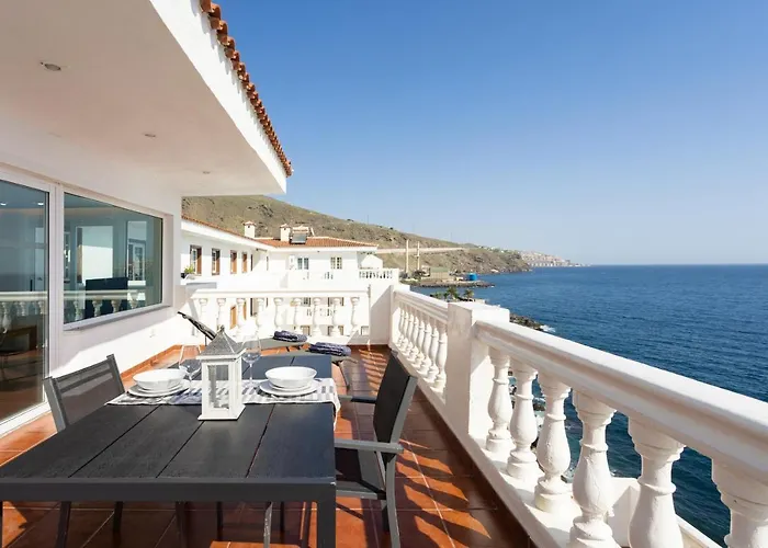 Over The Ocean アパート *